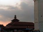 masjid-agung-banten-990932566.jpg