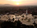 Prakiraan Cuaca Serang, 5 Agustus 2025: Hujan Ringan Menjelang Siang Hari