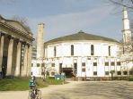 masjid-agung-di-brussels-belgia.jpg