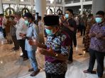 masjid-al-akbar-tetap-gelar-salat-jumat_20200328_145725.jpg