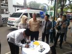 masjid-cut-muthia-mendapat-sumbangan-mobil-ambulance_20181110_234441.jpg