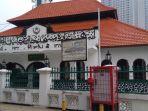 masjid-jami-al-mamur-cikini.jpg
