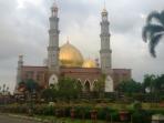masjid-kubah-emas-depok_20150528_205143.jpg