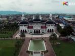 masjid-raya-baiturrahman-aceh_20151013_222515.jpg