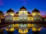 masjid-raya-baiturrahman-nanggroe-aceh-darussalam.jpg