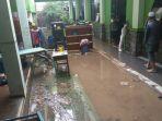 masjid-sma-negeri-1-cianjur-terendam-banjir.jpg