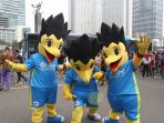 maskot-bio-sapa-warga-di-cfd-bundaran-hi_20180701_215936.jpg
