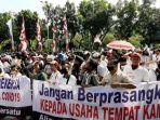 massa-aksi-dari-griya-pijat-dan-pemandu-karaoke-berunjuk.jpg