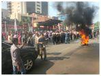 massa-demo-di-mabes-polri.jpg
