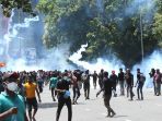 massa-duduki-rumah-presiden-sri-lanka-hingga-rezim-tumbang_20220711_073958.jpg