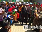 massa-kecamatan-bandung-protes-polres-tulungagung_20181007_145212.jpg