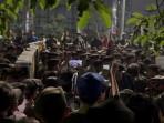 Demo di Jakarta Makin Memanas! Mahasiswa Desak Buka Barikade: