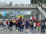 Demo di Depan Gedung DPR, Massa Mahasiswa UI Orasi Minta Menteri Keuangan Purbaya Yudhi Dicopot
