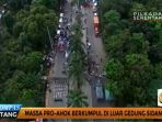 massa-pro-dan-kontra-ahok-berdemo-dengan-tertib_20170125_120552.jpg