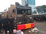 massa-rusak-water-cannon.jpg