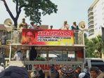 massa-tuntut-sukmawati-nih2.jpg