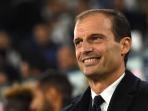 massimiliano-allegri-senyumajeeee_20161104_043149.jpg