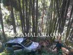 masuk-jurang_20150611_190244.jpg