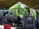 masyarakat-di-negeri-administratif-rumoy-duryar-kecamatan-teor.jpg