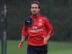 mathieu-flamini-gilatiannnn_20150924_021932.jpg