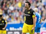 mats-hummels-dortmund-hitam_20150521_133126.jpg