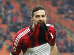 mattia-destro-gigituhbaju_20150325_111314.jpg