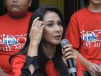 maudy-koesnaedi-main-film-si-doel-the-movie_20180611_124805.jpg