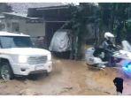 maung-prabowo-terobos-banjir-di-kab-bogor.jpg