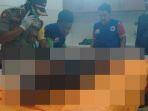 mayat-perempuan-yang-ditemukan-dalam-kondisi-terbakar-sedang-dilakukan-autopsi.jpg