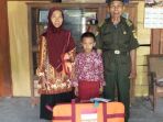 mbah-adi-dan-istrinya_20170728_044823.jpg