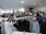 mbah-moen-wafat-di-tanah-suci_20190806_162413.jpg