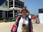 Mbak Rara si Pawang Hujan Hadir di Belakang Paddock, Fokus Nonton MotoGP Mandalika 2023