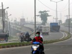 medan-kembali-diselimuti-asap-pekat_20151024_170322.jpg