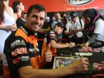 meet-and-greet-fans_20171103_141724.jpg