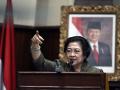 megawati-berorasi-di-kampus-ui.jpg