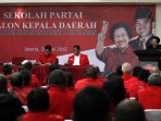 megawati-buka-sekolah-partai-calon-kepala-daerah-pdip_20150628_195800.jpg