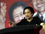 megawati-buka-sekolah-partai-calon-kepala-daerah-pdip_20150628_195821.jpg