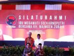 megawati-dan-kh-maemoen-zubairjpg_20180215_104226.jpg