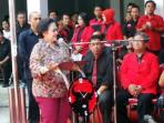 megawati-di-solo_20150213_172949.jpg