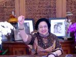 megawati-peresmian-monumen-nih4.jpg