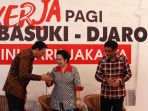 megawati-sapa-relawan-basuki-djarot-di-rumah-lembang_20170315_211633.jpg