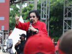 megawati-soekarnoputri-saat-memberikan-pidato-hajatan-rakyat-solo.jpg