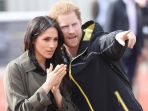 meghan-markle-dan-pangeran-harry_20180407_120746.jpg