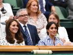 meghan-markle-tampil-perdana-bersama-kakak-iparnya-kate-middleton-di-ajang-wimbledon-2018_20180715_112745.jpg