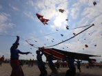 mel-tanjung-kite-festival_20150822_163852.jpg
