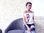 melanie-putria-puteri-indonesia-2002_20161002_201232.jpg