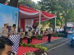 melepas-ratusan-pemudik-di-pmj.jpg