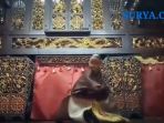melihat-pertunjukan-wayang-potehi-di-klenteng-dukuh-surabaya_20170111_133146.jpg