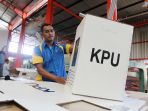 melihat-produksi-perdana-kotak-dan-bilik-suara-pemilu-2019_20180930_184616.jpg