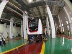melihat-proses-perawatan-dan-pencucian-kereta-lrt-jakarta_20231017_213216.jpg